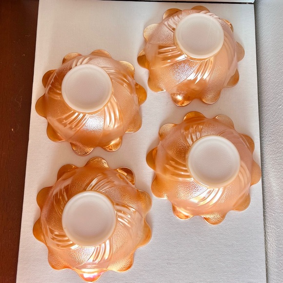 Anchor Hocking Fire King Dessert Bowls Set of 4 Vintage 60's Peach Luster Dishes - Picture 8 of 8